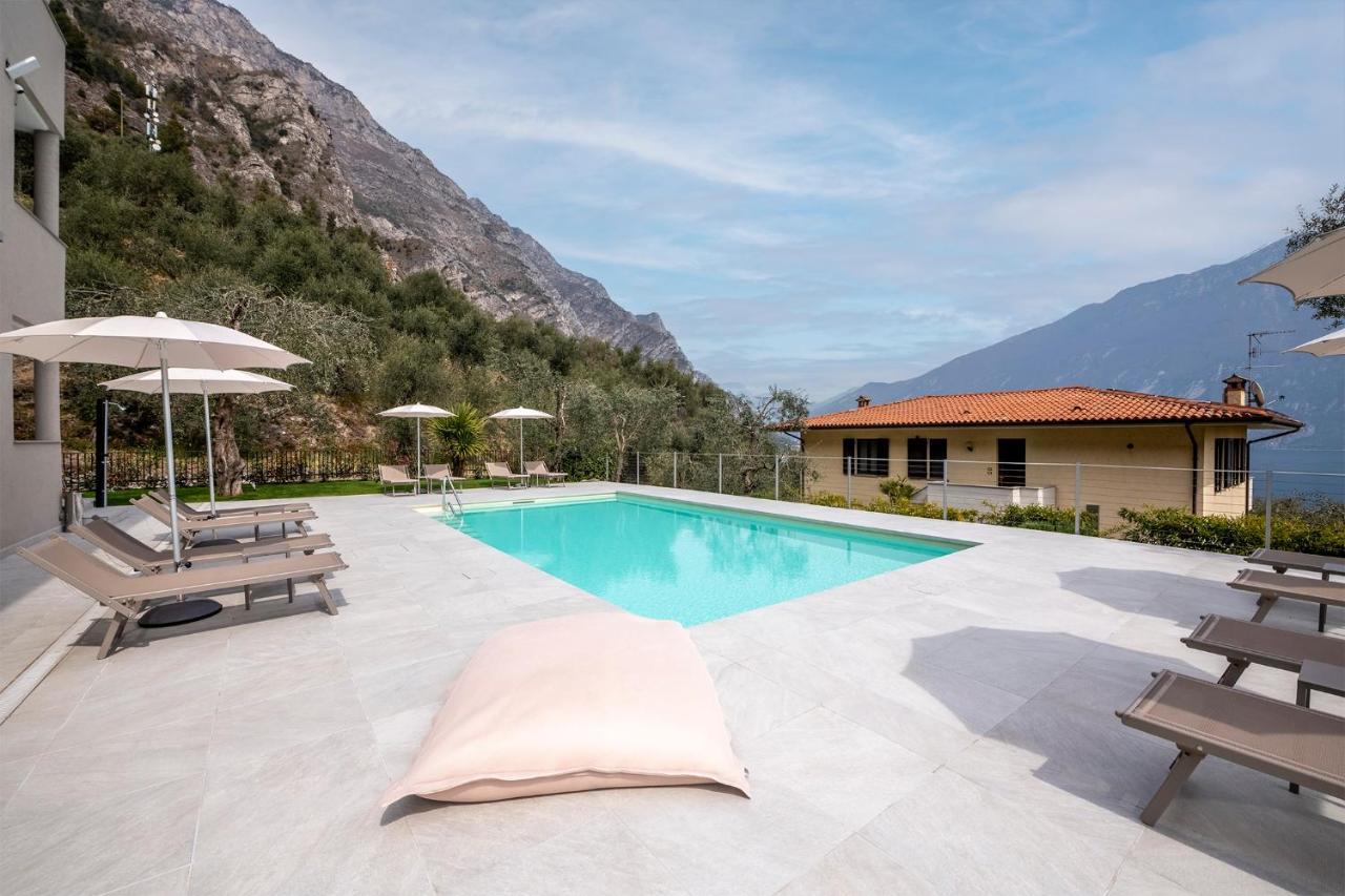 Evo Suites Apartments Limone sul Garda Esterno foto