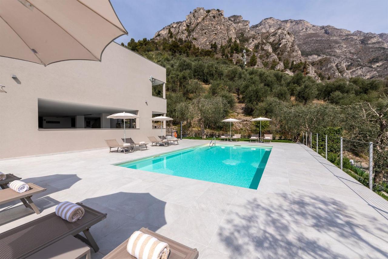 Evo Suites Apartments Limone sul Garda Esterno foto