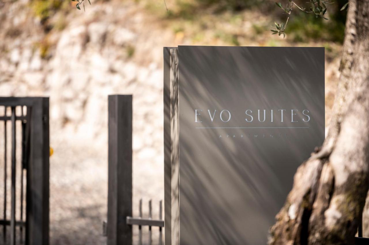 Evo Suites Apartments Limone sul Garda Esterno foto