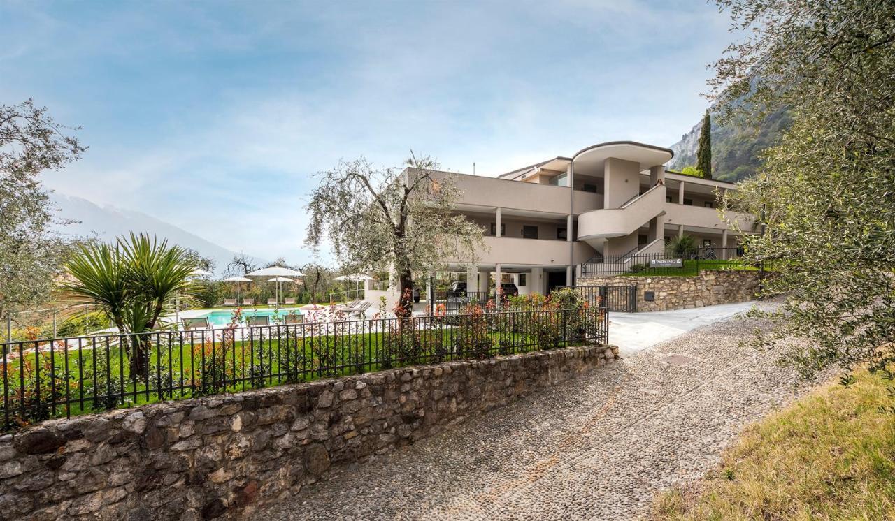 Evo Suites Apartments Limone sul Garda Esterno foto