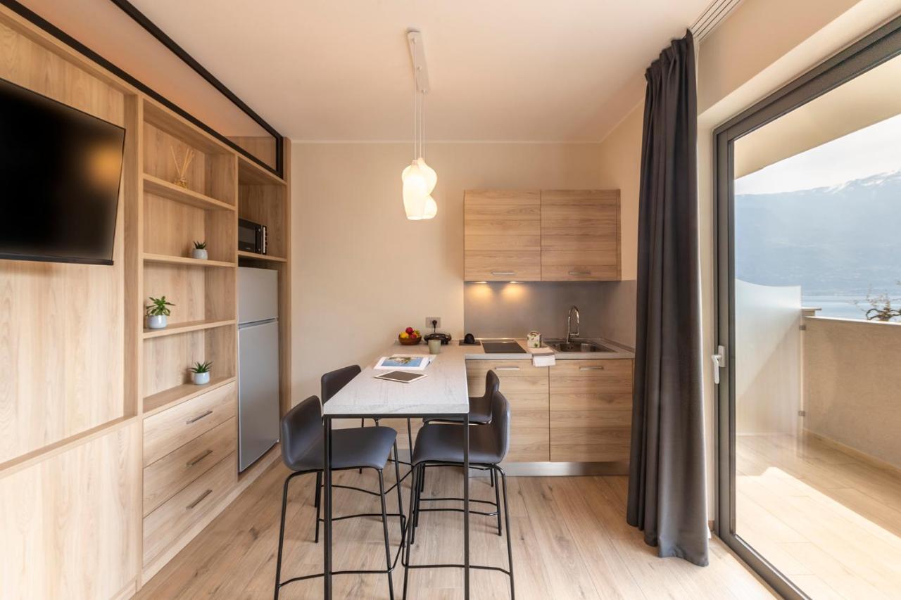 Evo Suites Apartments Limone sul Garda Esterno foto